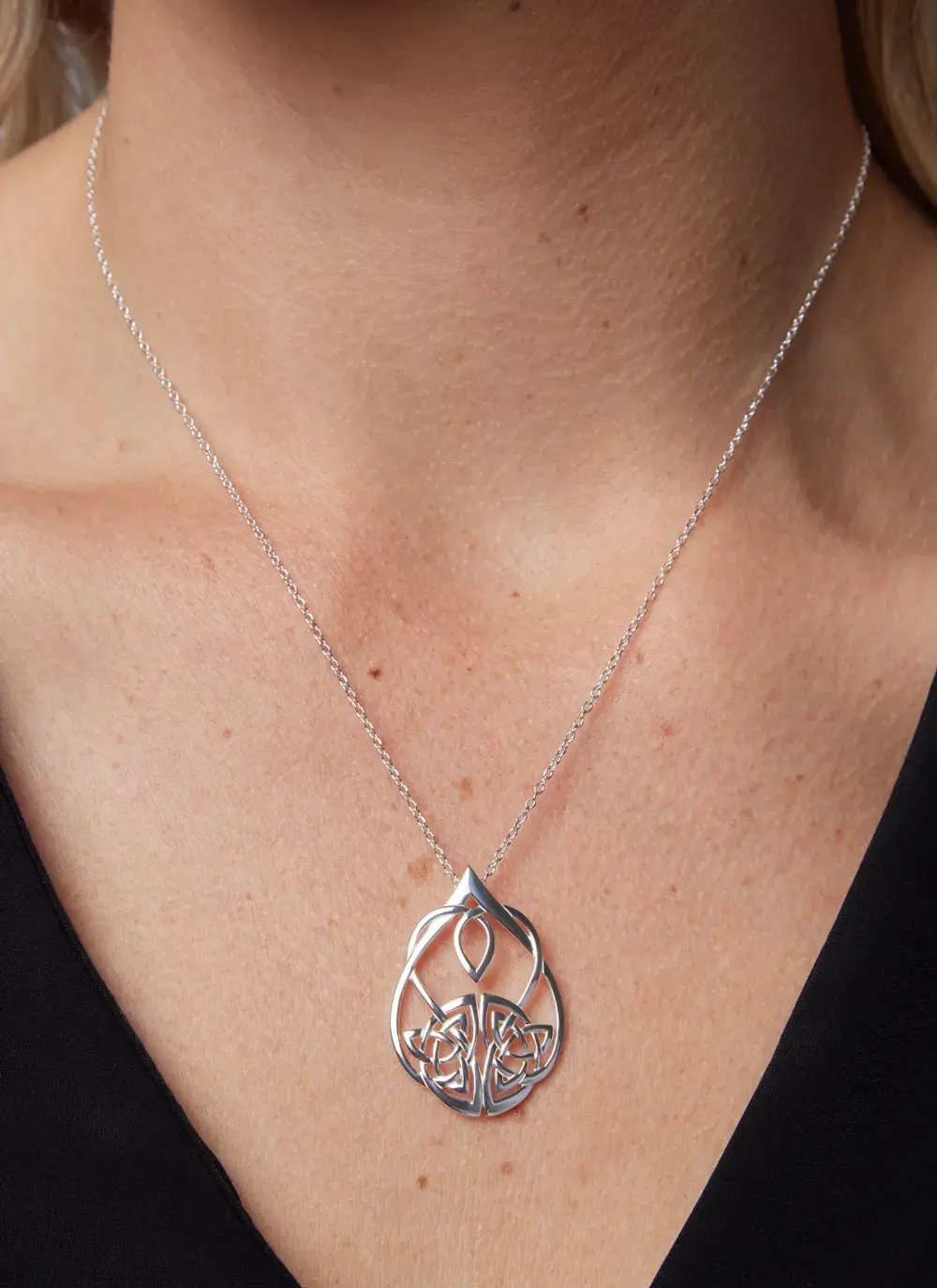 Celtic Oval Drop Pendant 